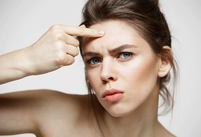Før du bruger anti-aging urter, skal du kende din hudtype i ansigtet. 